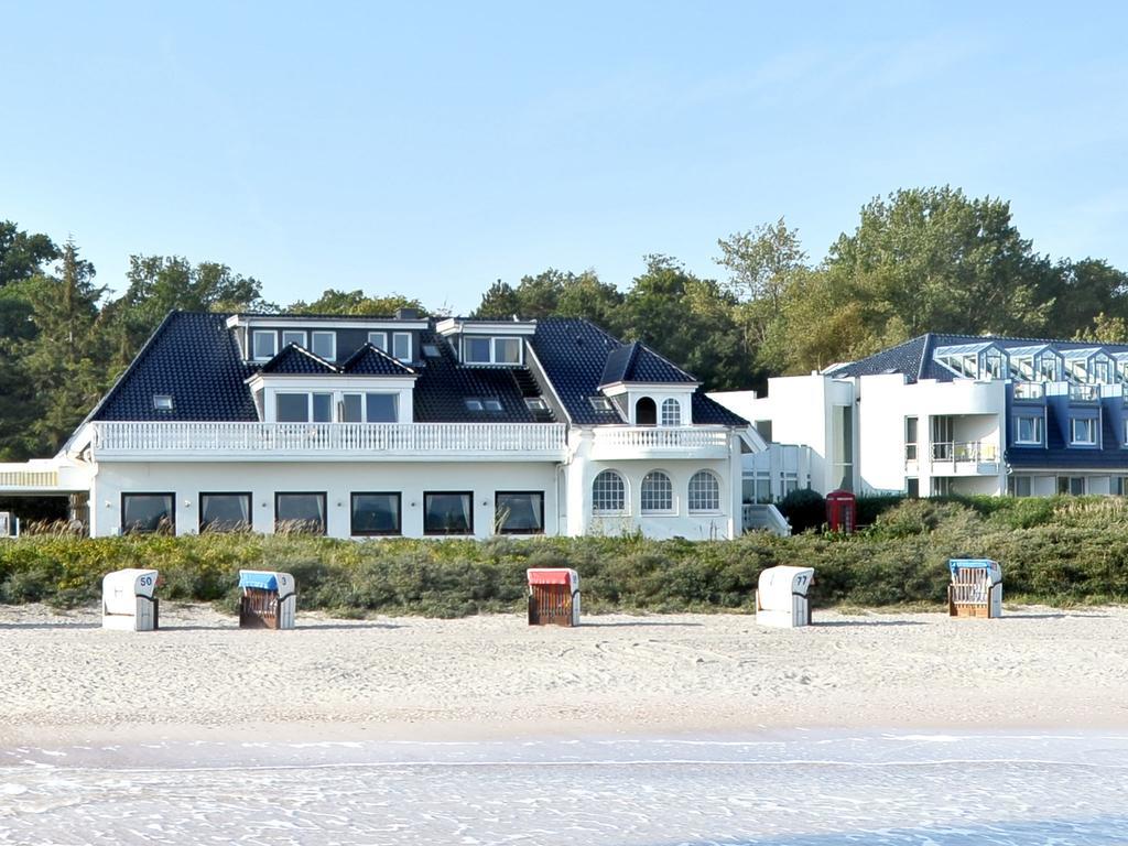 Hotel Seeschloesschen Hohwacht Exterior photo
