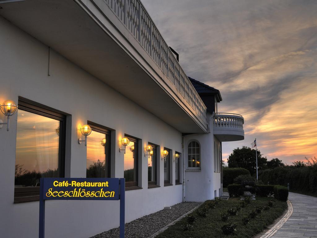 Hotel Seeschloesschen Hohwacht Exterior photo